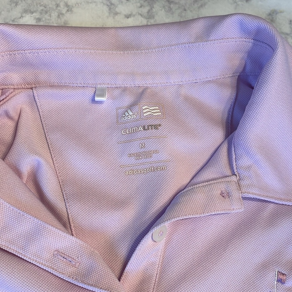 Golf Set - coordinated short and sleeveless colored shirt.   Adidas set - Picture 5 of 9